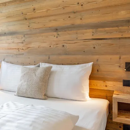 Wagrainer Tauernlodge 42a シャレー *