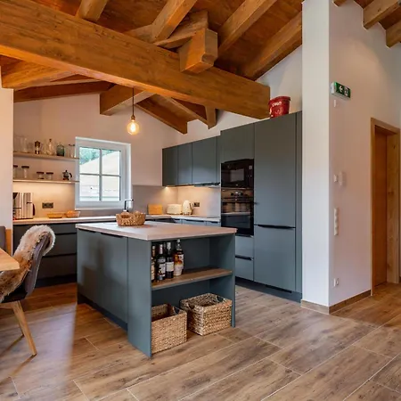 Wagrainer Tauernlodge 42a シャレー *